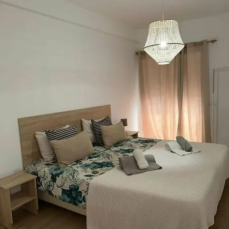 Cozy 500 Meters From The Apartment Monte Gordo