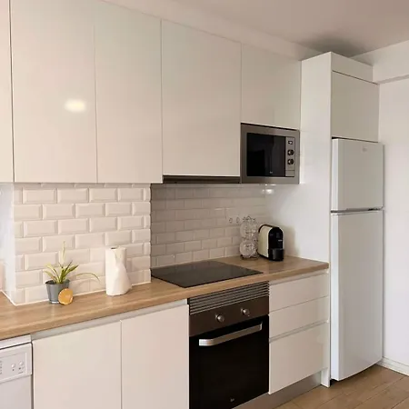 Apartment Cozy 500 Meters From The *